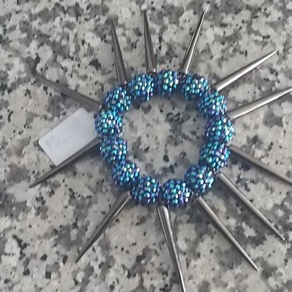 Braclet - Picture 2 of 2